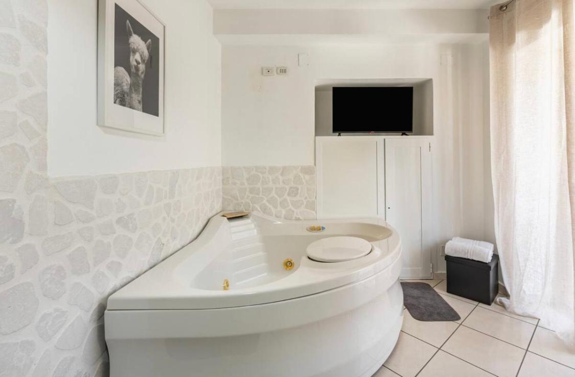 B&B Civico 8 Помпей Екстериор снимка